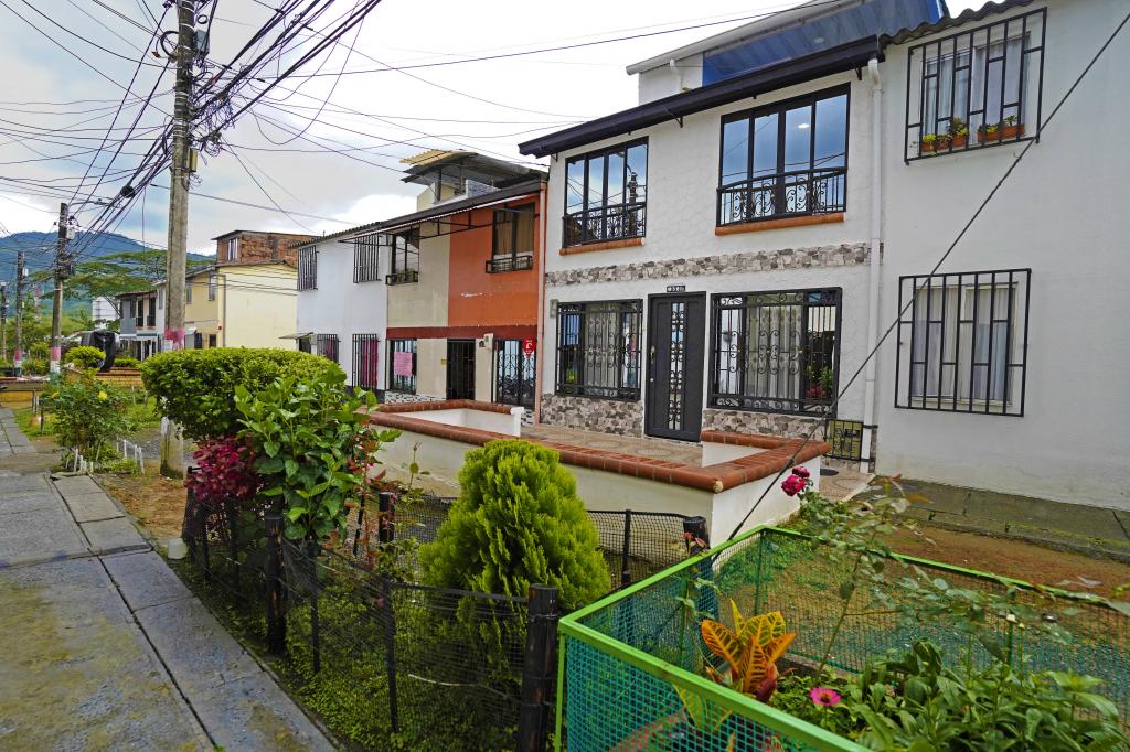 Imagen de CASA EN VENTA LLANO AZUL DOSQUEBRADAS