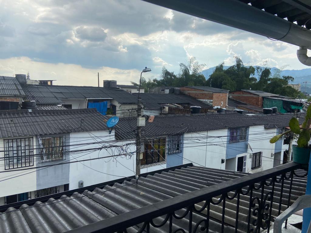 Imagen de CASA EN VENTA LLANO AZUL DOSQUEBRADAS