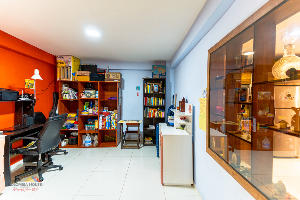 Imagen de CASA EN VENTA 