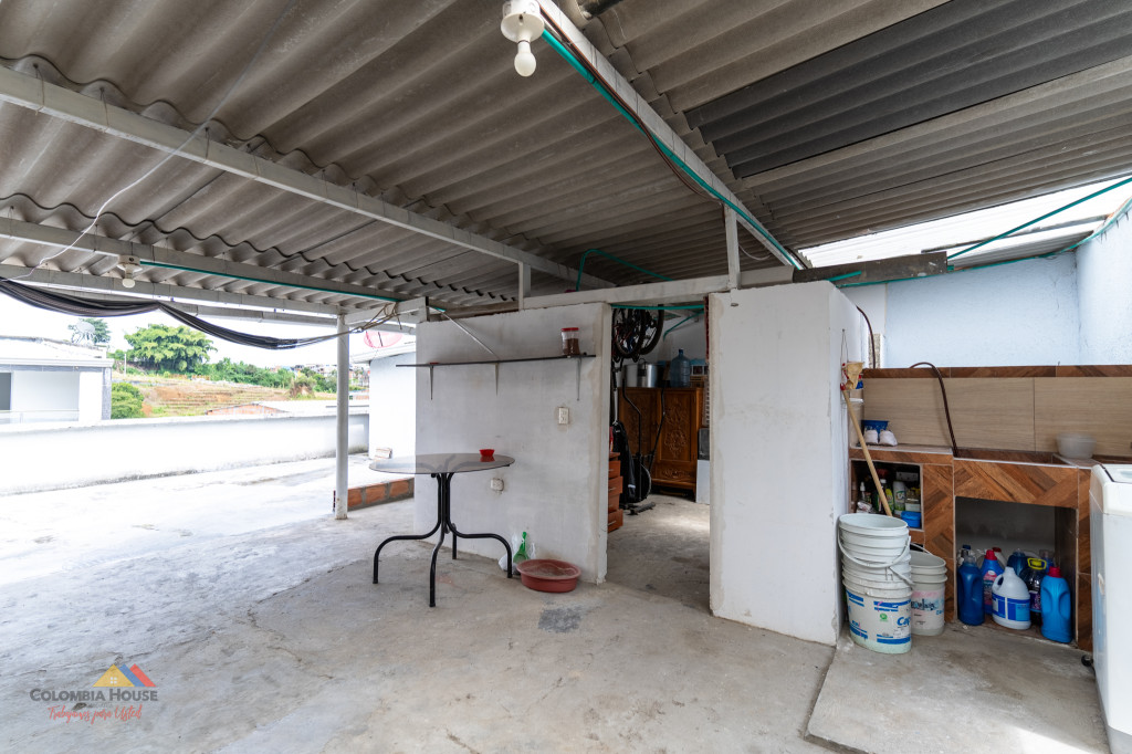 Imagen de CASA EN VENTA 