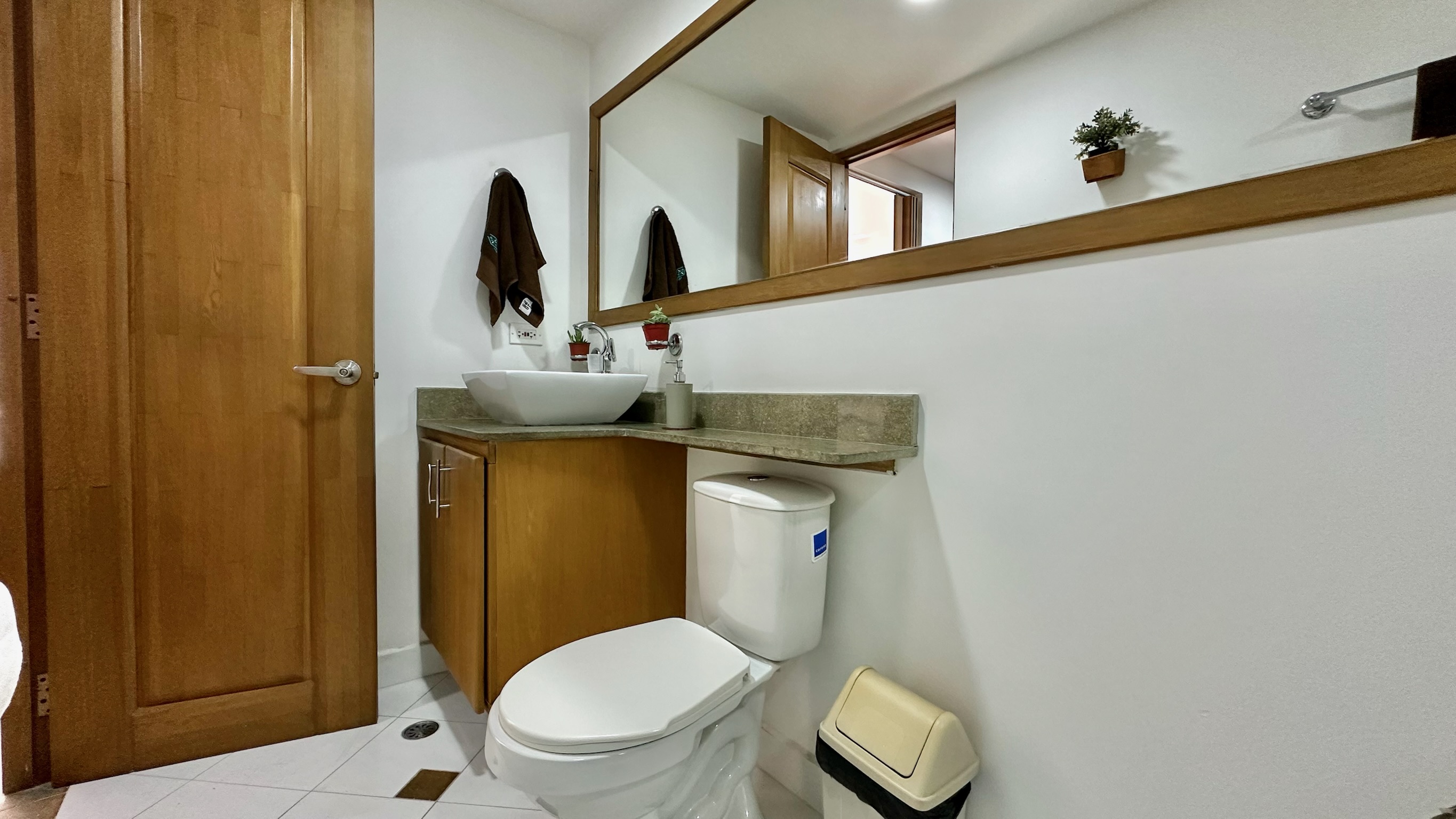 Apartamento en Venta. Sabaneta. Aves María.
