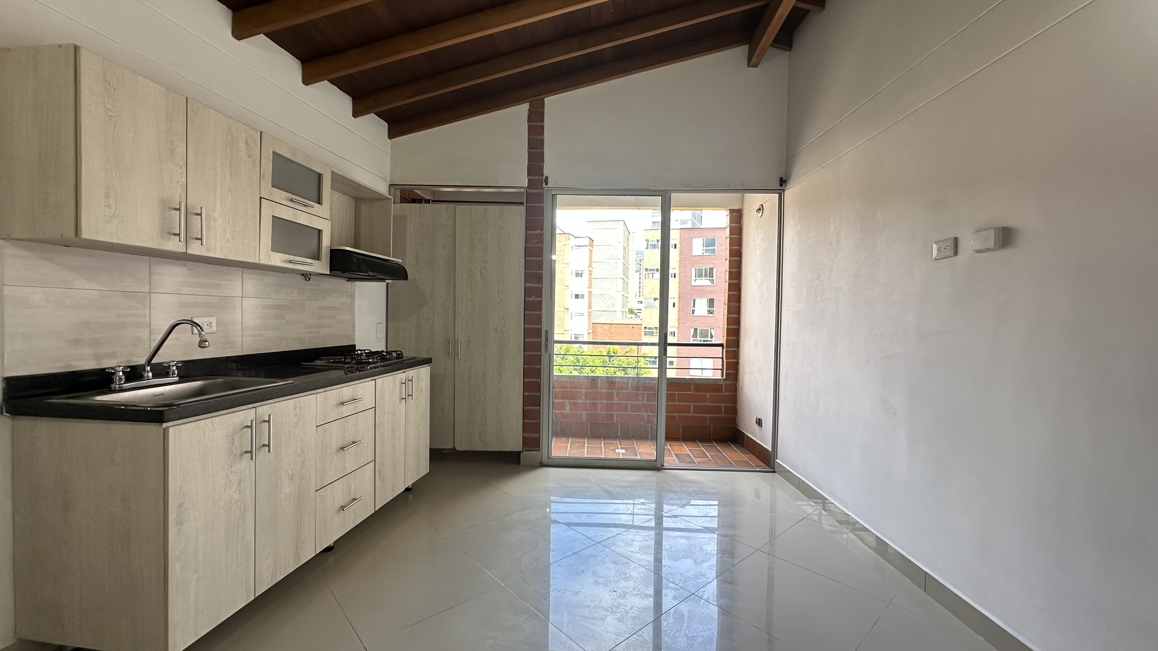 Apartamento En Arriendo. Las Vegas, Sabaneta.