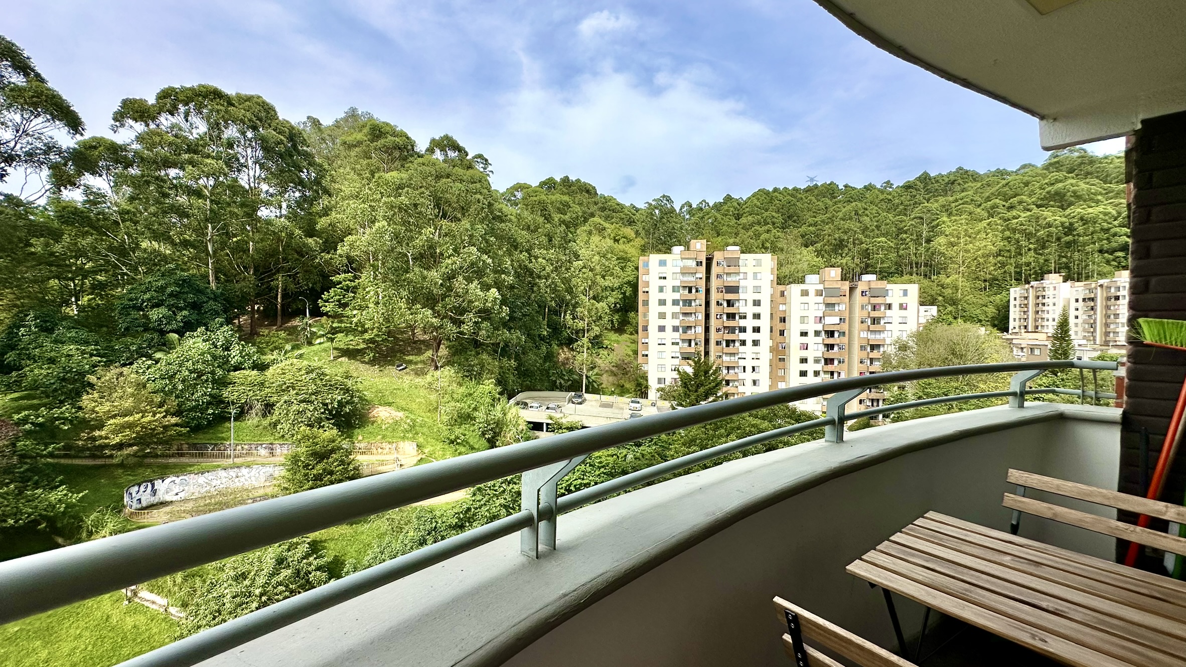 Apartamento en Venta. El Poblado, Loma del indio.
