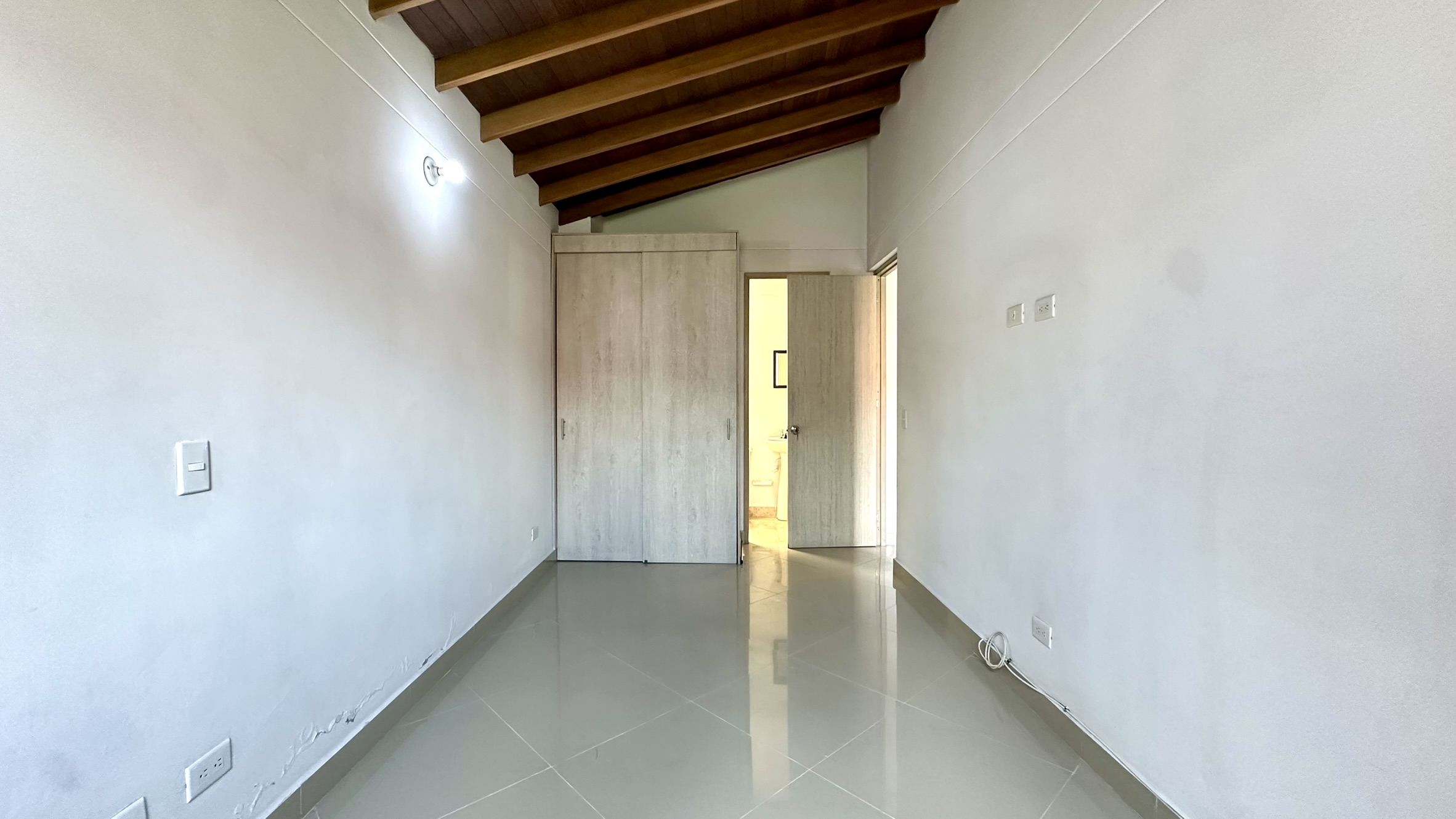 Apartamento En Arriendo. Las Vegas, Sabaneta.