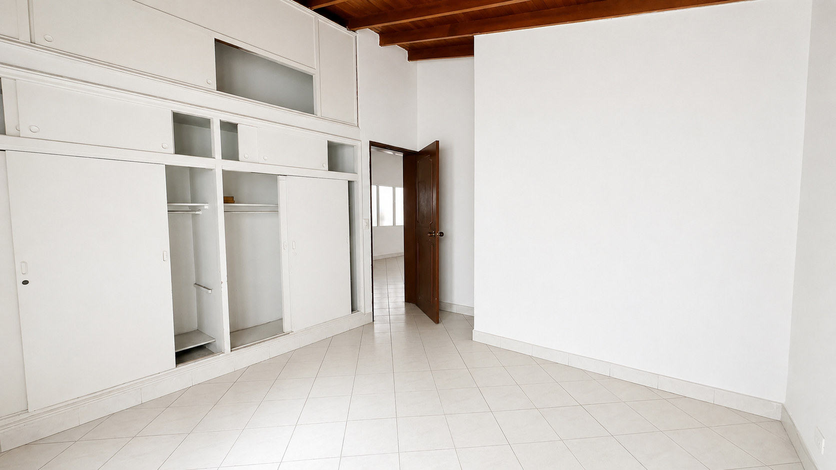 Casa Comercial En Arriendo. Belén Alameda, Medellín
