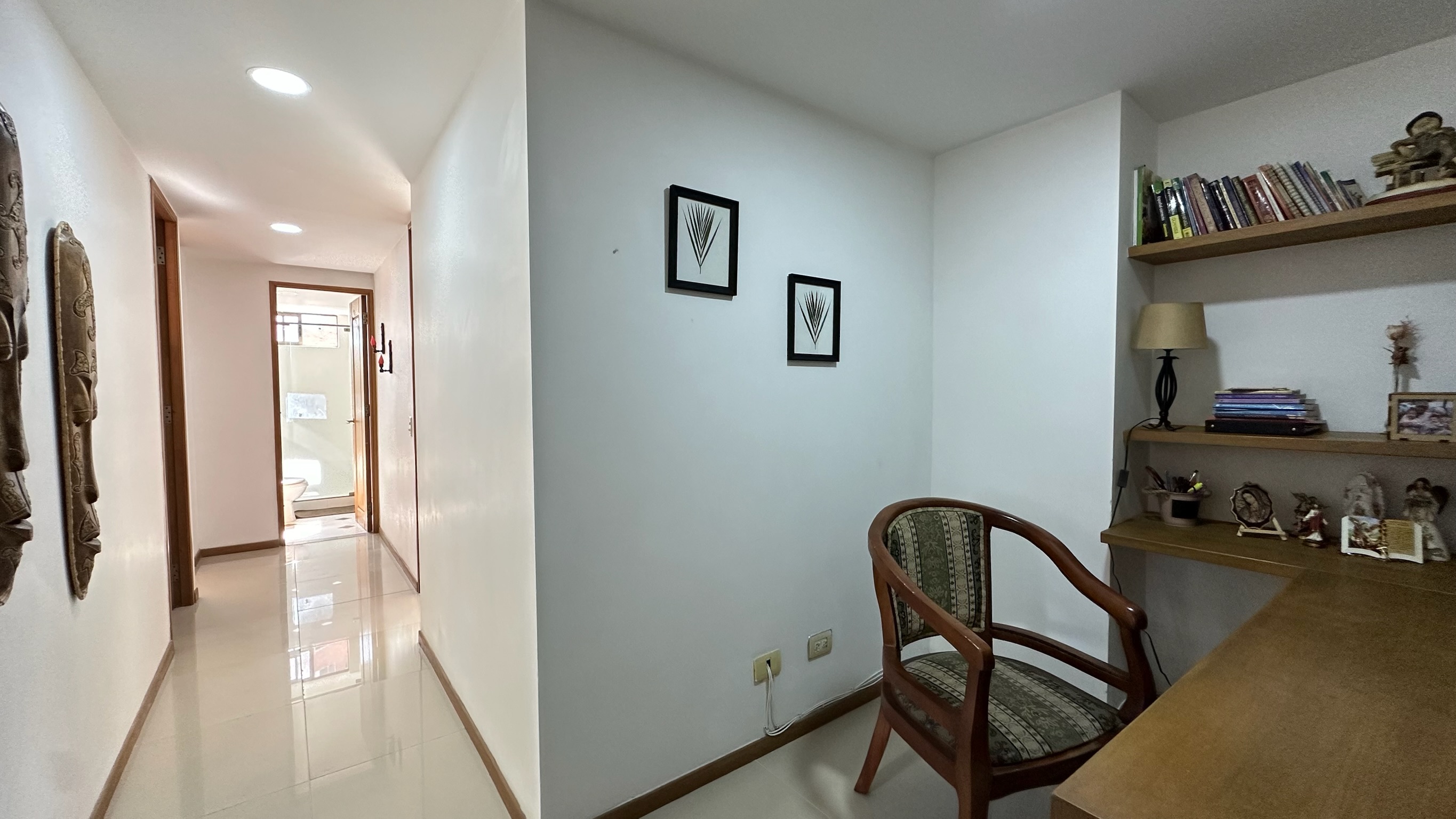 Apartamento en Venta. Sabaneta. Aves María.
