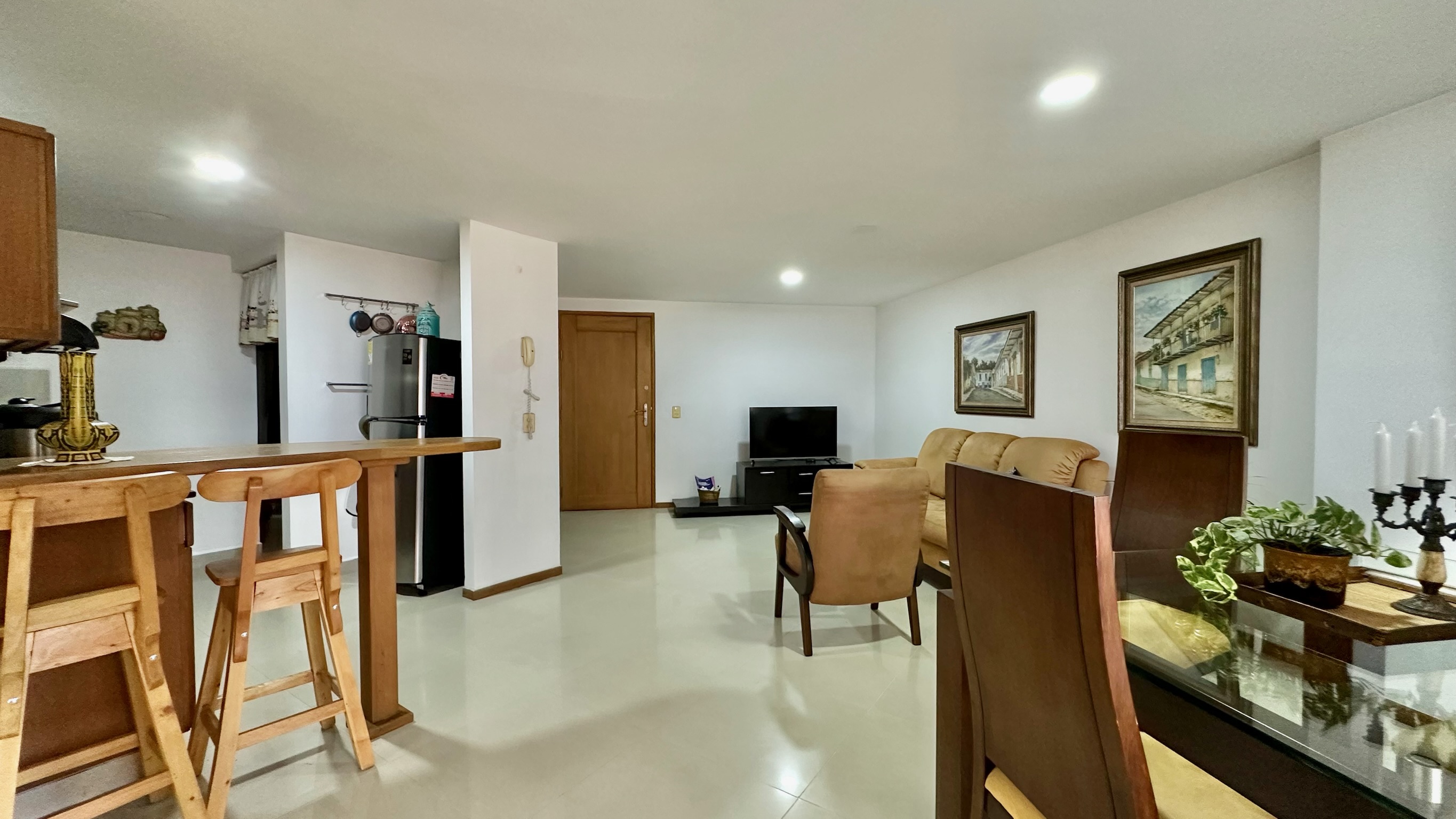 Apartamento en Venta. Sabaneta. Aves María.