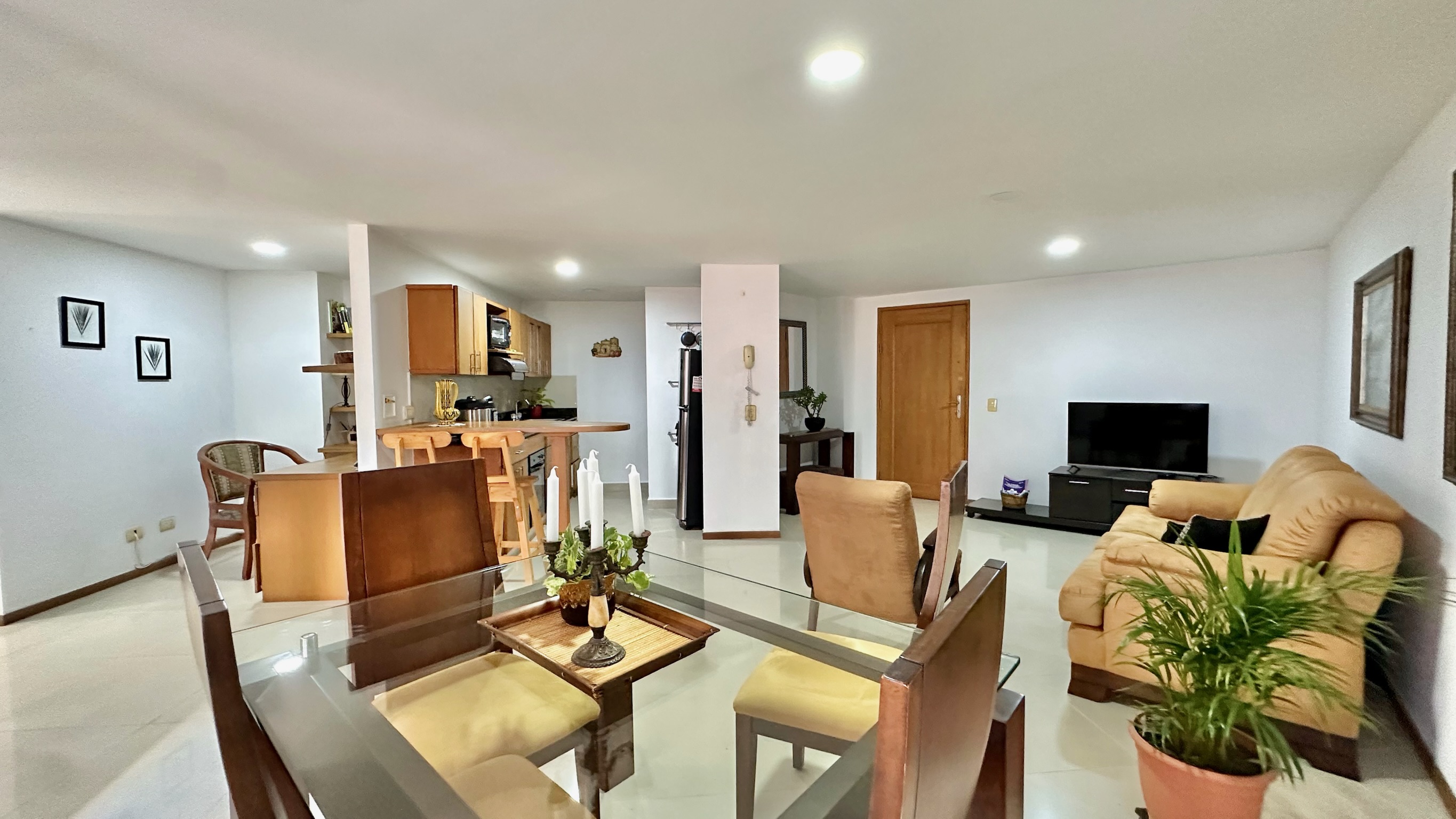 Apartamento en Venta. Sabaneta. Aves María.