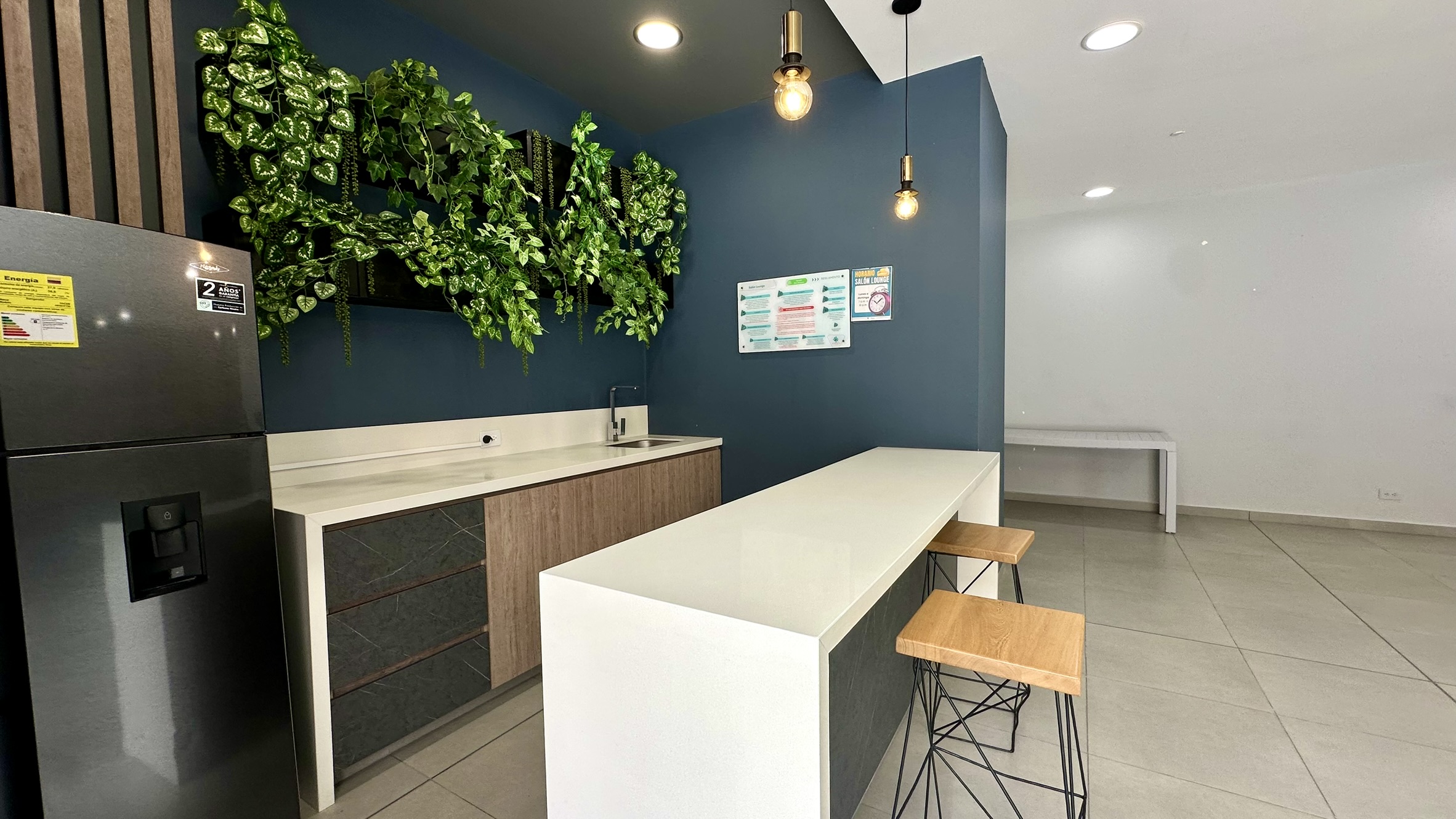 Apartamento en Arriendo, Ciudad del Río, Medellín.