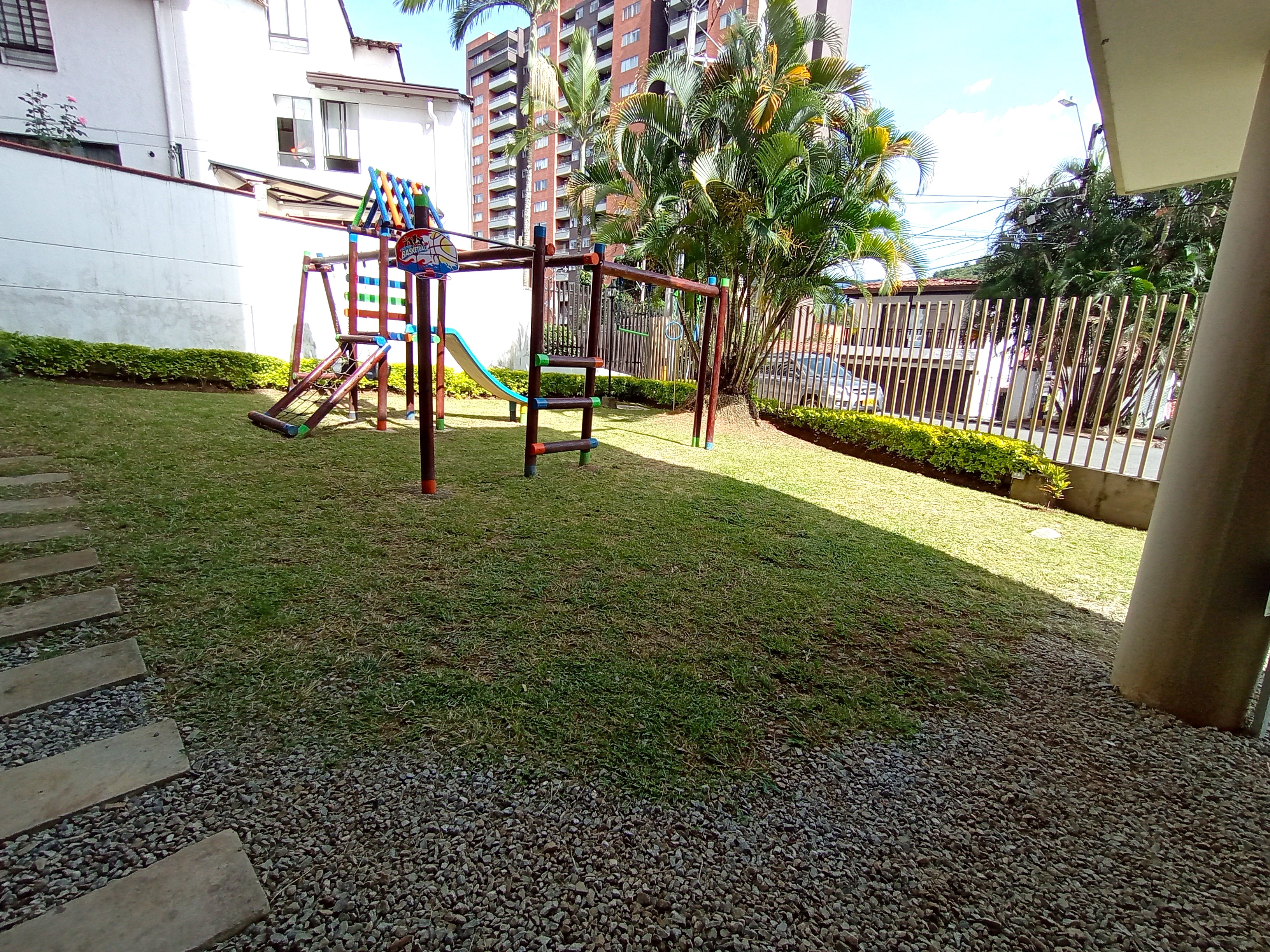 Apartamento En Arriendo Robledo, Pilarica