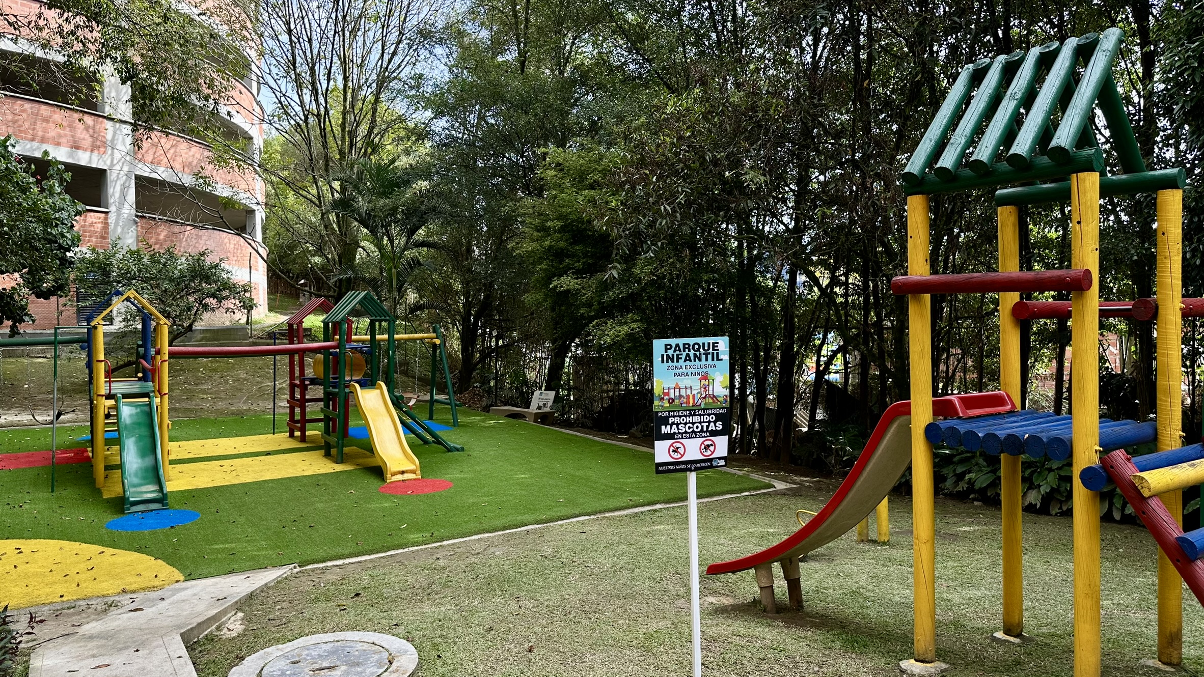 Apartamento en Venta. El Poblado, Loma del indio.