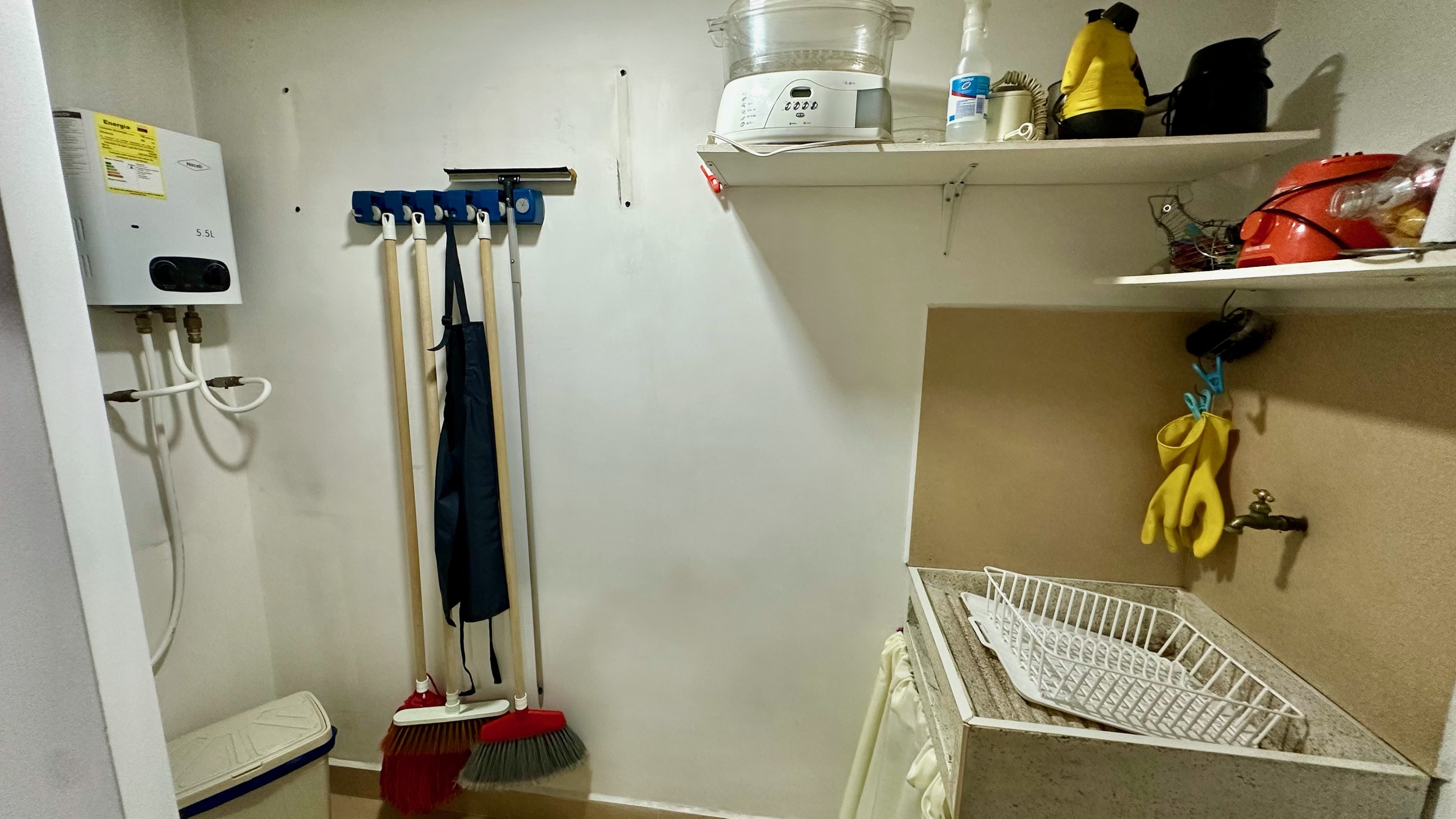 Apartamento en Venta. Sabaneta. Aves María.