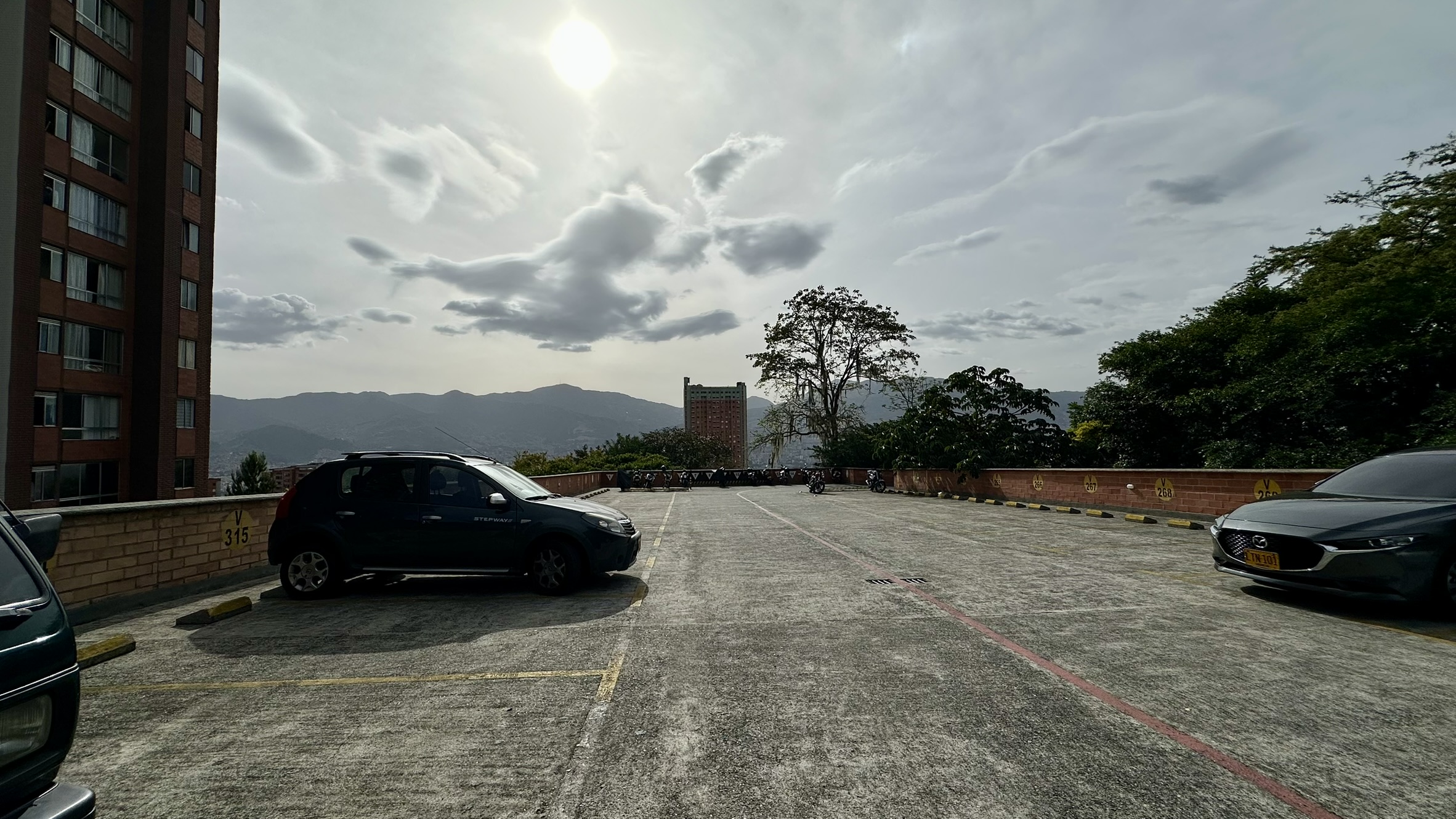 Apartamento en Venta. El Poblado, Loma del indio.
