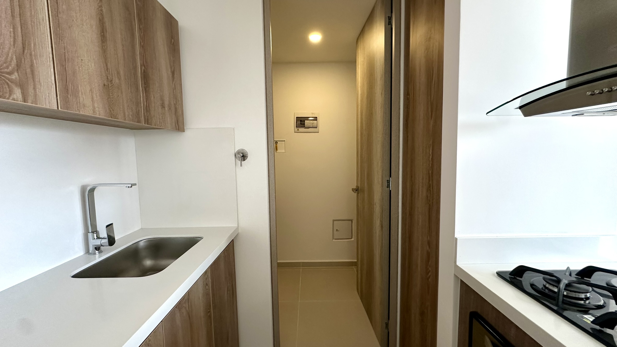 Apartamento en Arriendo, Ciudad del Río, Medellín.