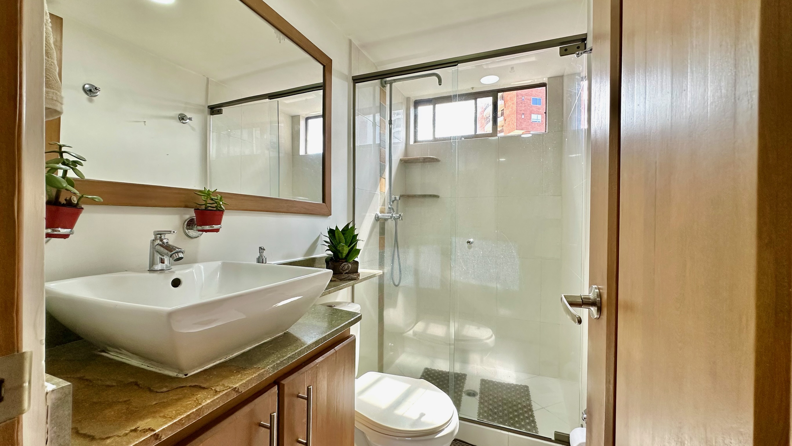 Apartamento en Venta. Sabaneta. Aves María.
