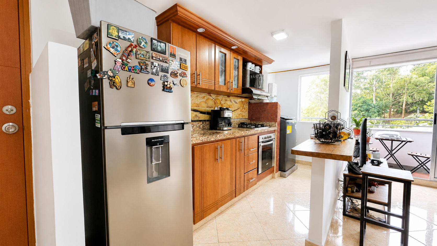 Apartamento en Venta. El Poblado, Loma del indio.