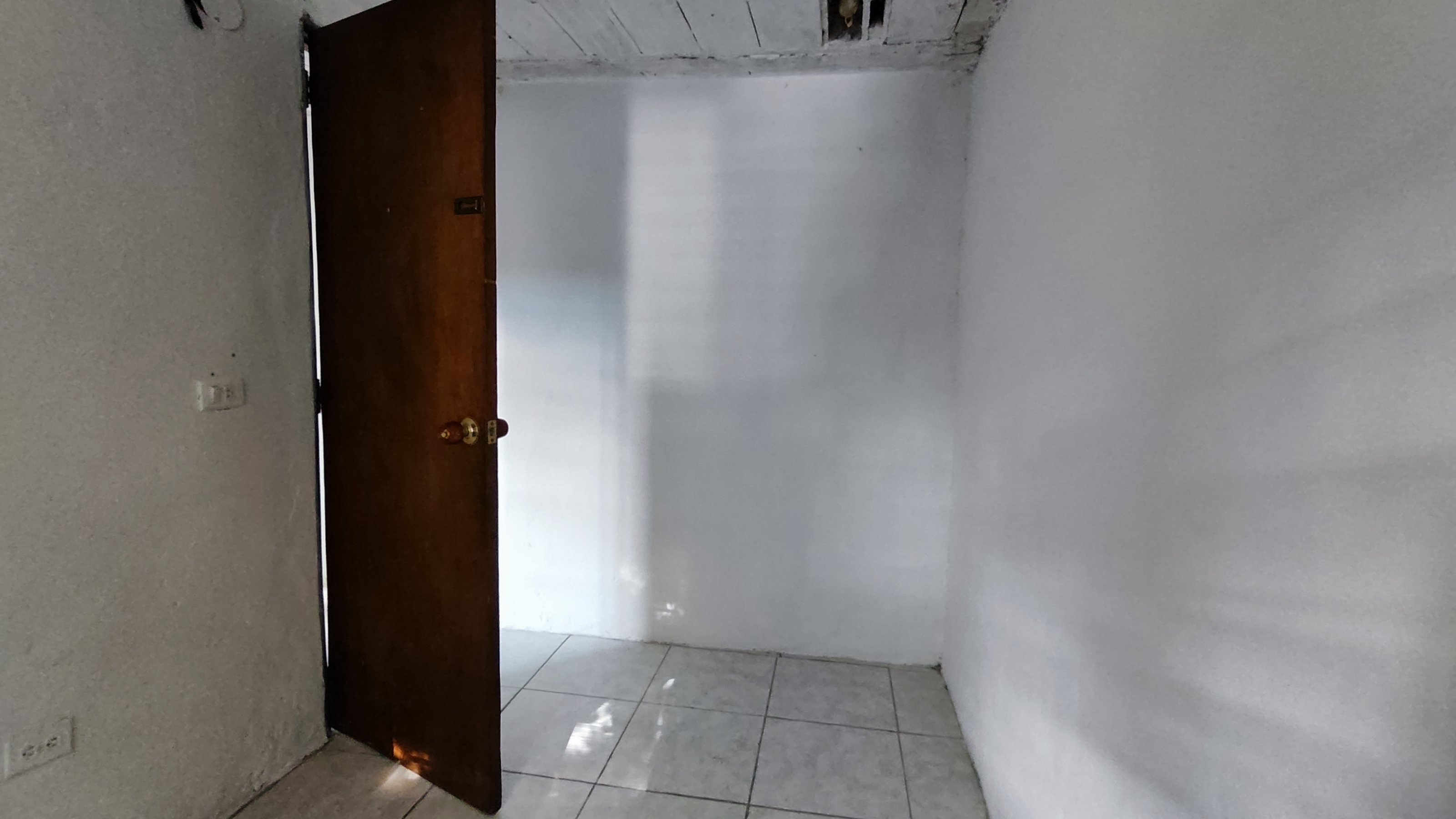 Apartamento en Arriendo. Caunces de Oriente, Medellín.