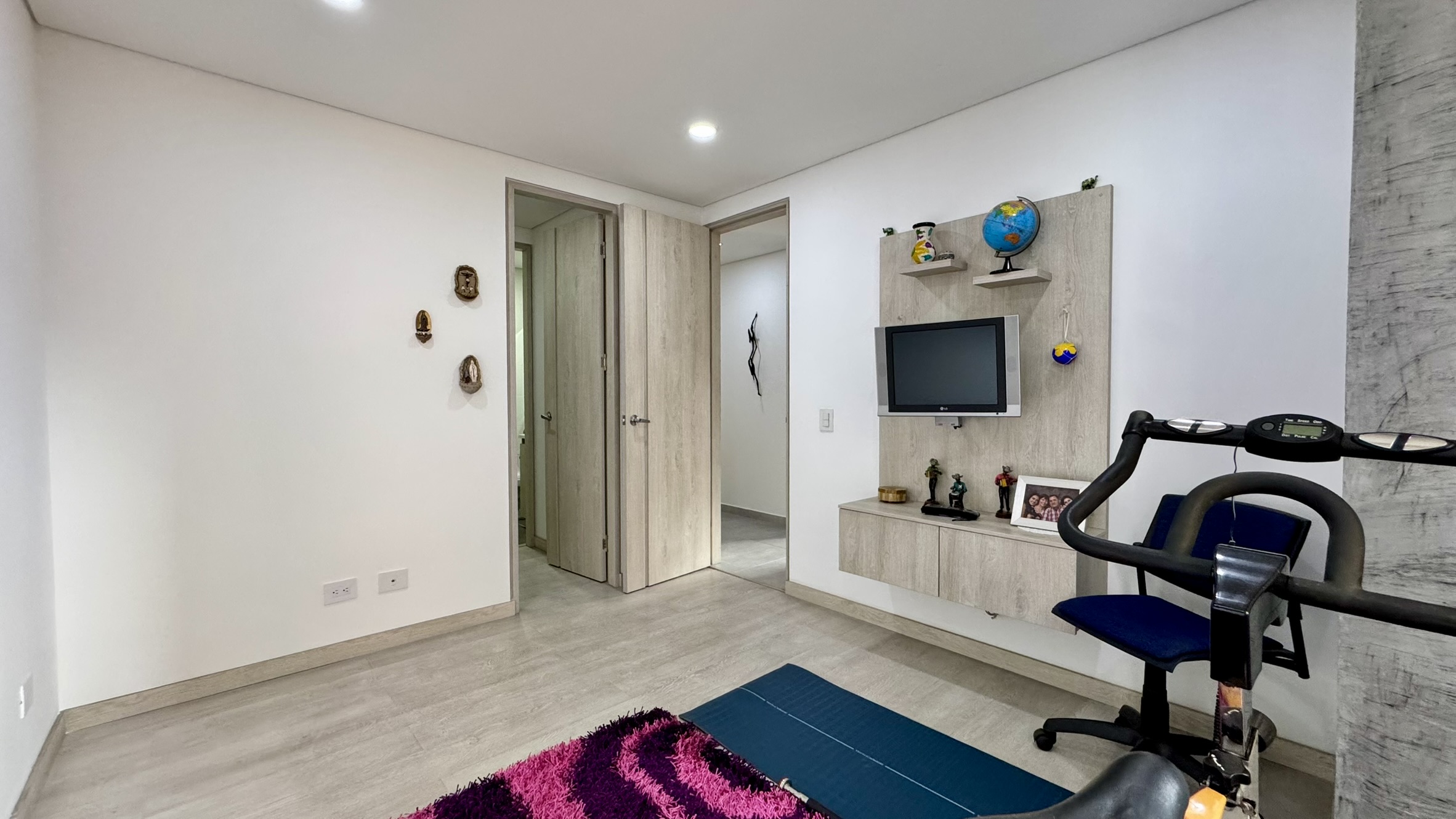 Apartamento en Venta. Envigado, Villagrande.