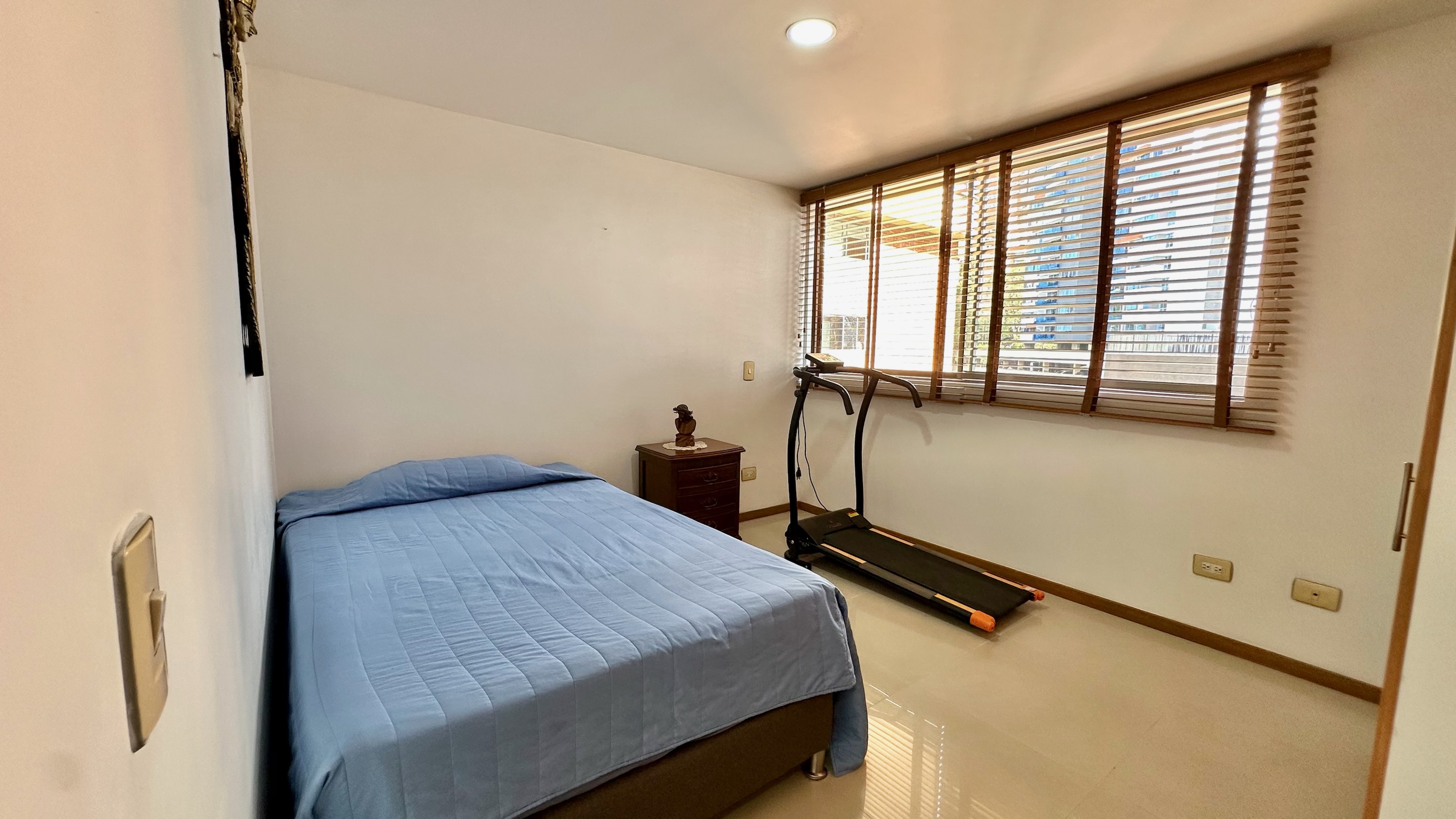 Apartamento en Venta. Sabaneta. Aves María.
