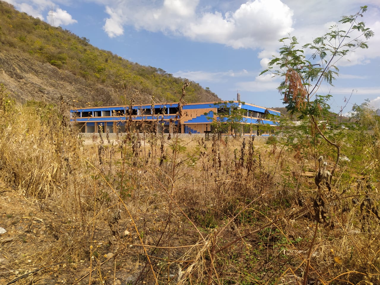 Terreno en Venta Castillito (av.Don Julio Centeno) MAZ 5511204 - Foto 1