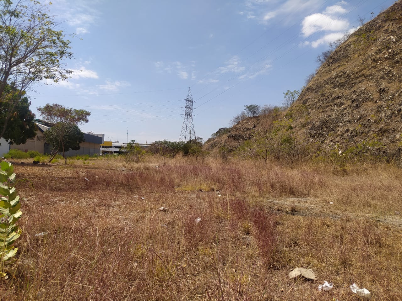 Terreno en Venta Castillito (av.Don Julio Centeno) MAZ 5511204 - Foto 3