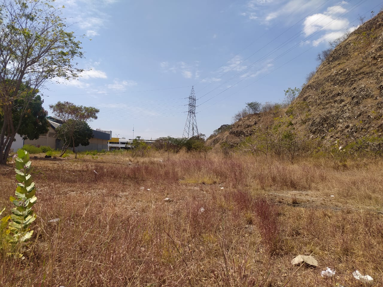 Terreno en Venta Castillito (av.Don Julio Centeno) MAZ 5511204 - Foto 5