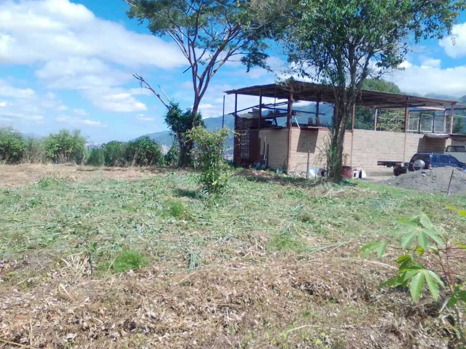 Terreno en Venta en Petare Sector El Limoncito  Lr-5653353 - Foto 2