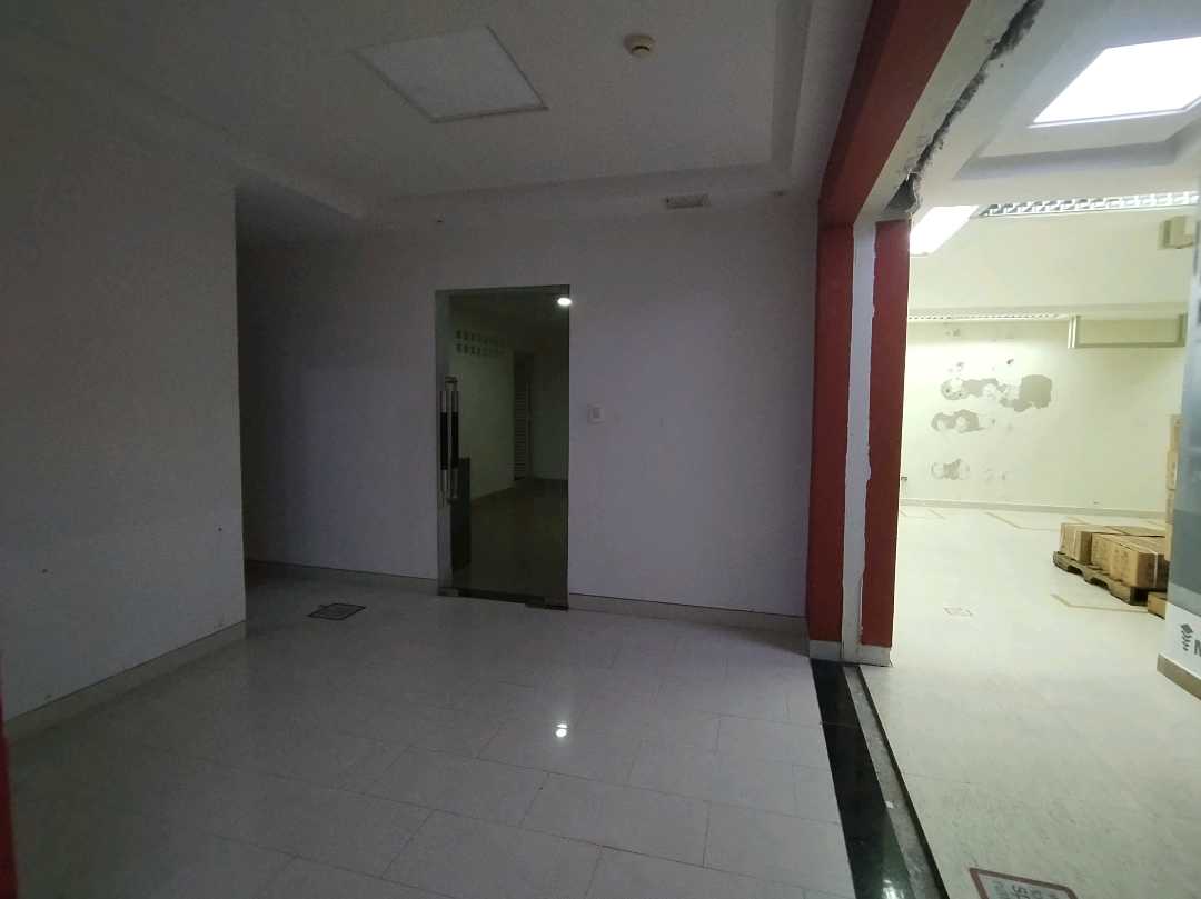 Edificio Comercial en Venta en El Viñedo EM-8370724 - Foto 5