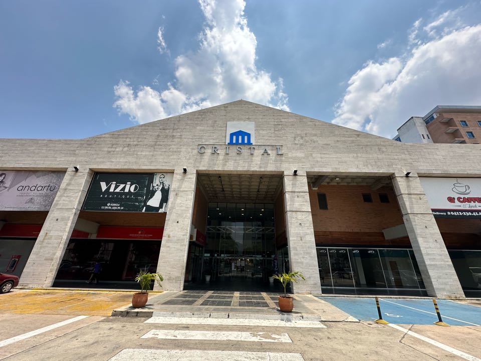 Local Comercial en Venta  Centro Cristal  Naguanagua MRR-7350271 - Foto 3