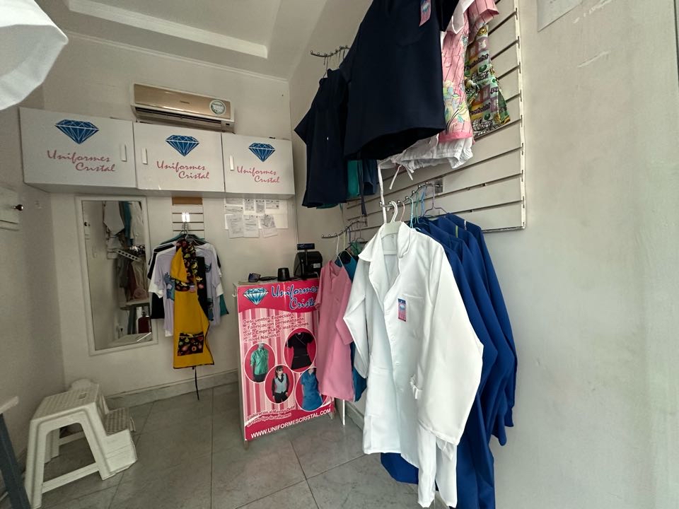 Local Comercial en Venta  Centro Cristal  Naguanagua MRR-7350271 - Foto 5