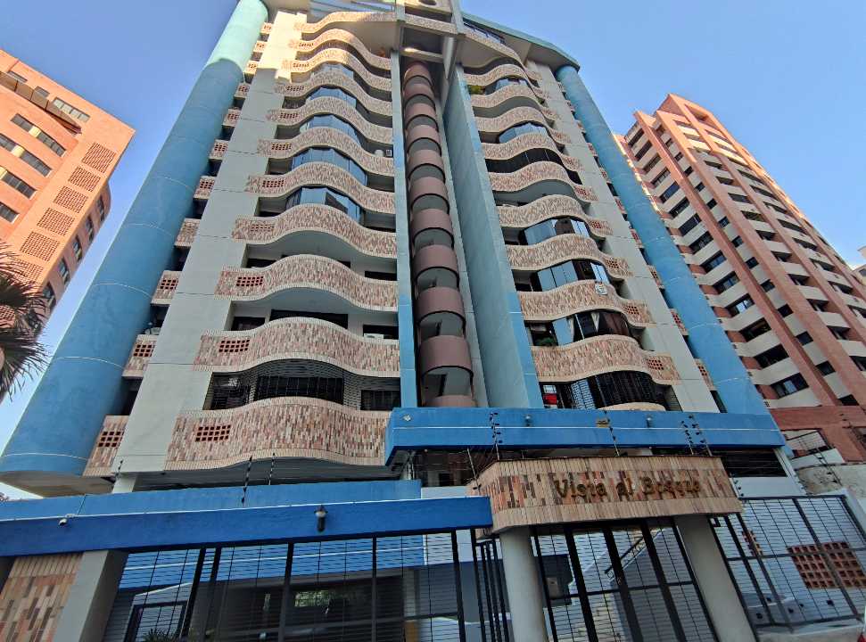 Apartamento en Venta El Bosque Valencia UP-7234629 - Foto 1
