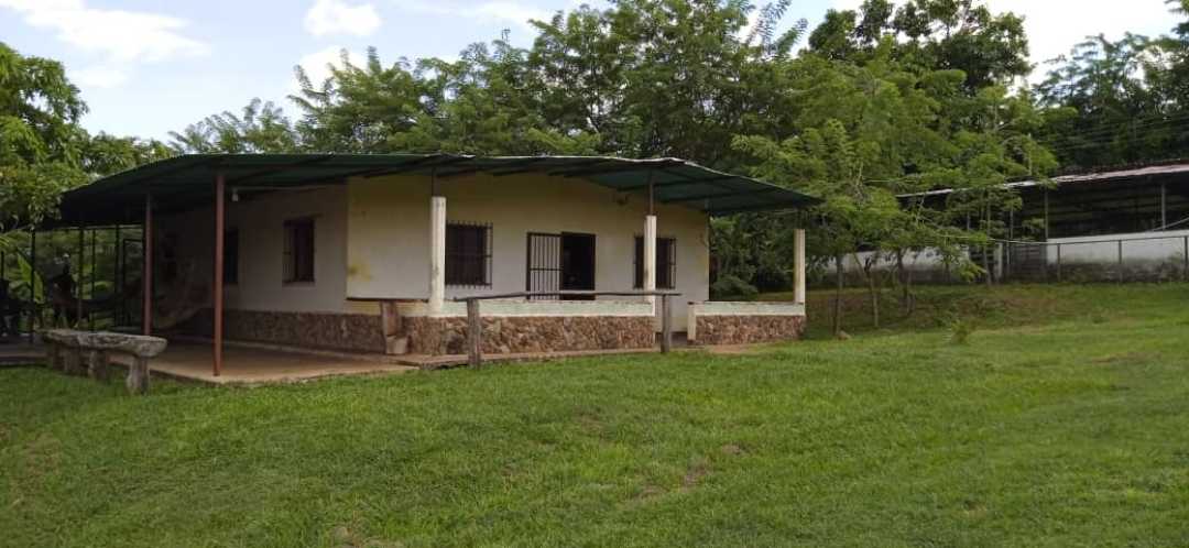 FINCA EN VENTA TINAQUILLO EDO COJEDES AG-7027217 - Foto 2