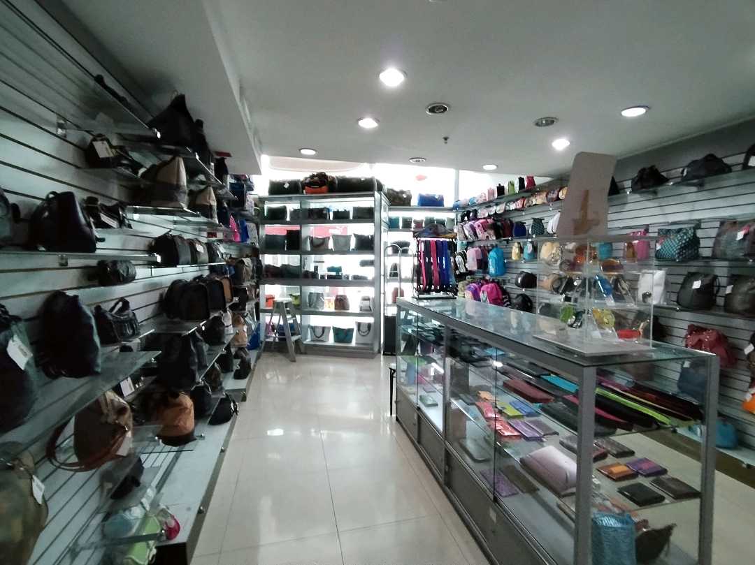 Local comercial en Alquiler en CC. Metropolis EM-8370243 - Foto 5