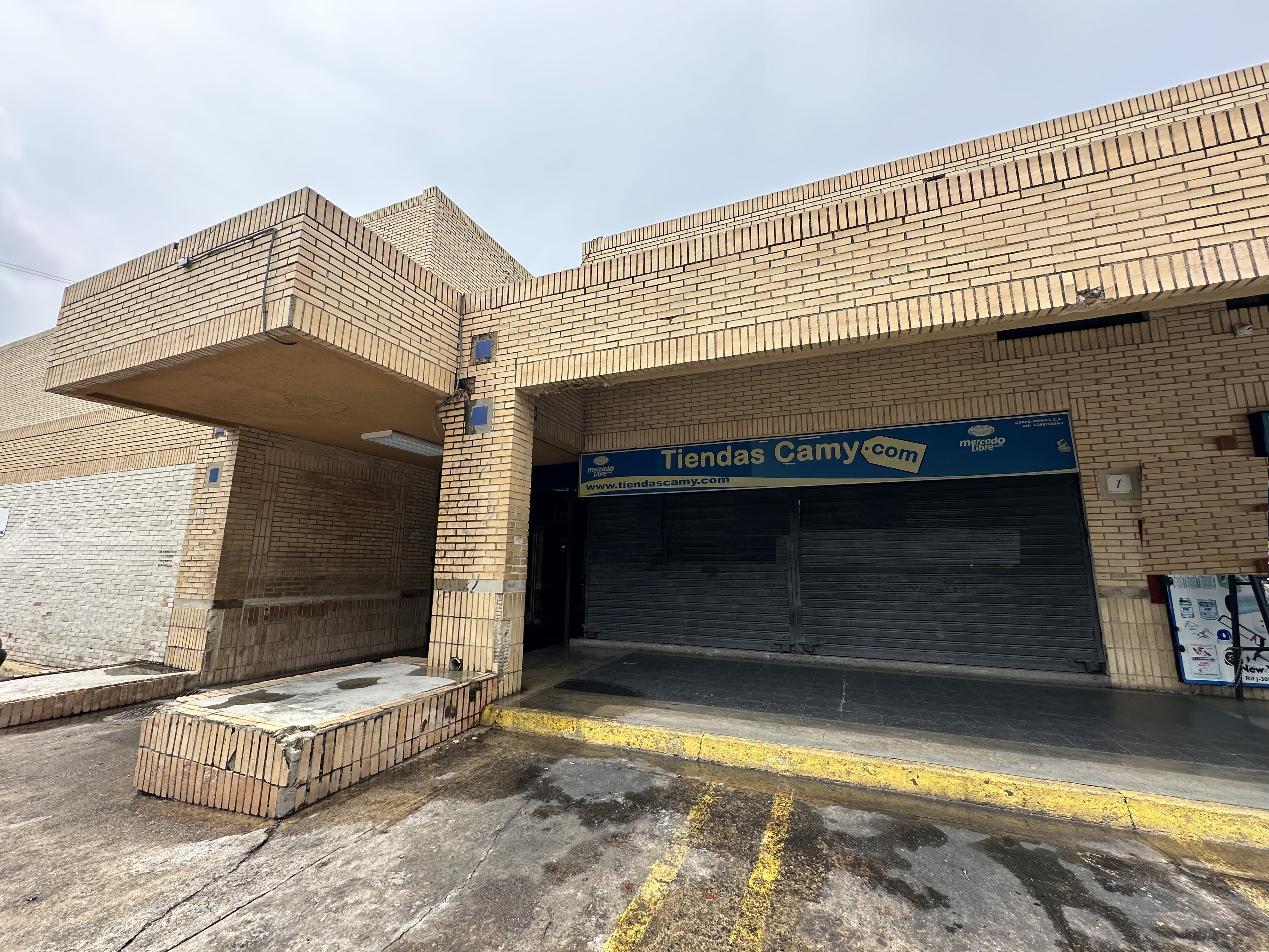 Local en Venta San Diego Metro Plaza MRR- 8370387- - Foto 1