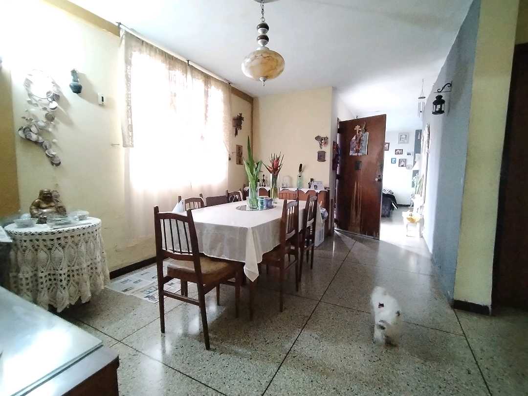 Casa en Venta en Las Palmas Urb. Camoruco Valencia EM-8370400 - Foto 5