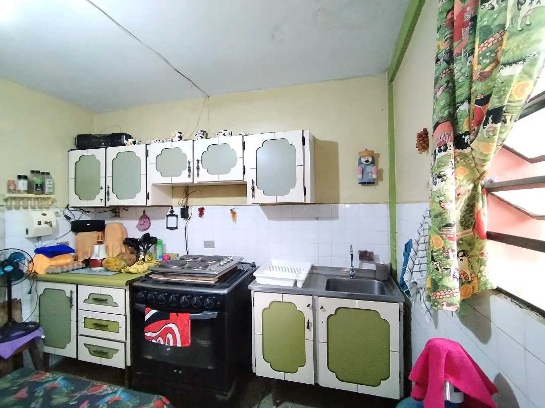Casa en Venta en Las Palmas Urb. Camoruco Valencia EM-8370400 - Foto 6