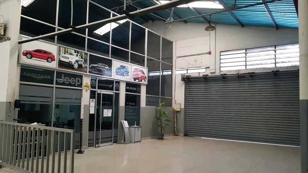 Concesionario en venta en Valencia MC-9802317 - Foto 1