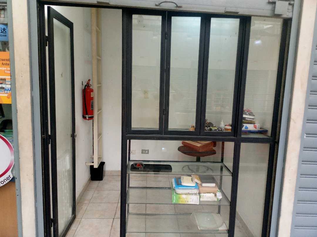 Local Comercial en Venta CC Gran Bazar Av. Lara DR-8116891 - Foto 2