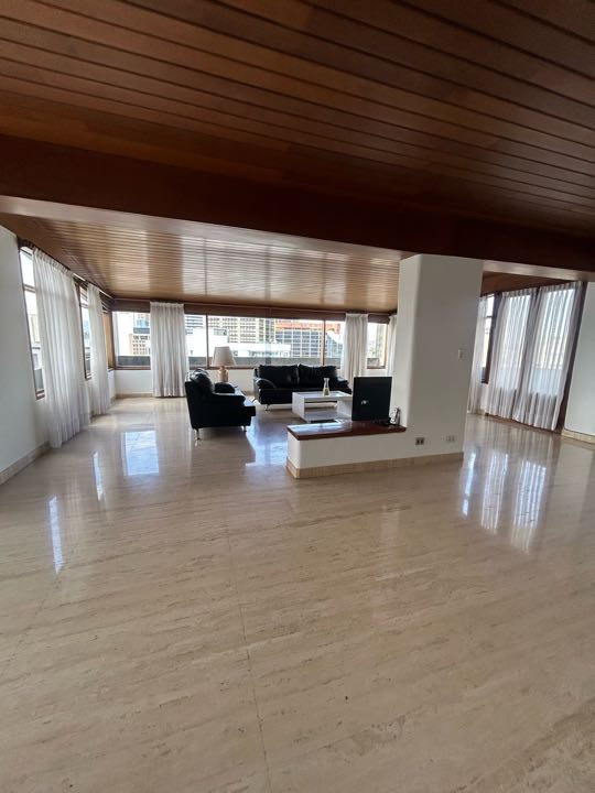 Alquilo PH duplex 400m2 Altamira 0945 - Otras fotos