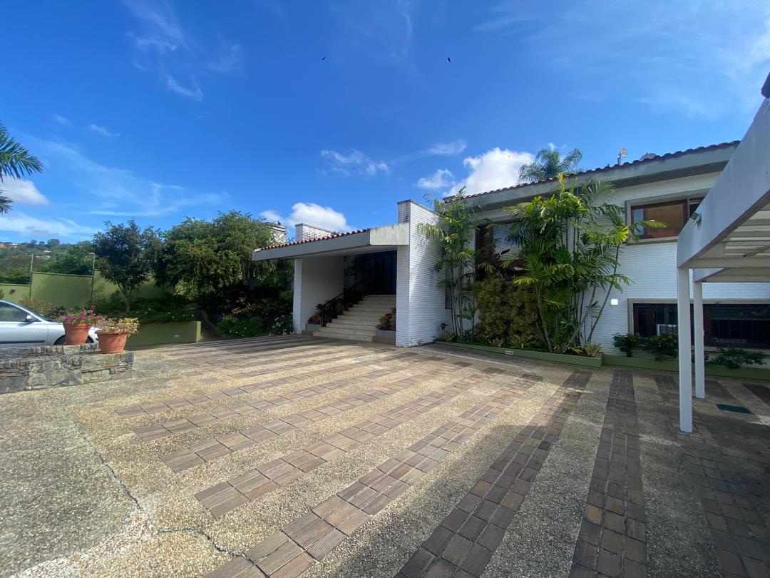 Se vende casa 820m2 La Lagunita 1131 - Otras fotos