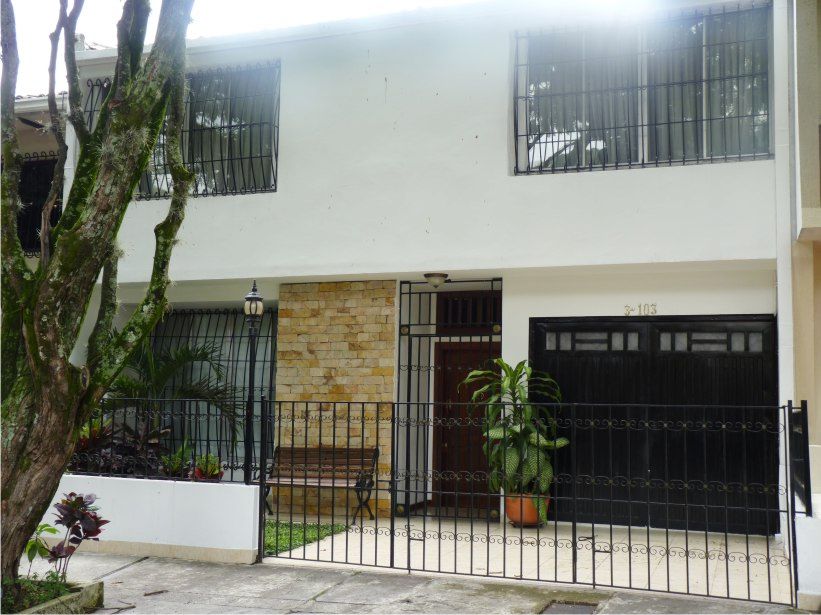 VENTA CASA OESTE SANTA RITA
