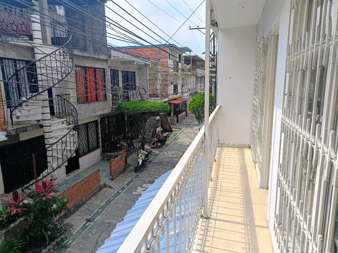 VENTA CASA ORIENTE SUR CIUDAD CORDOBA AMB