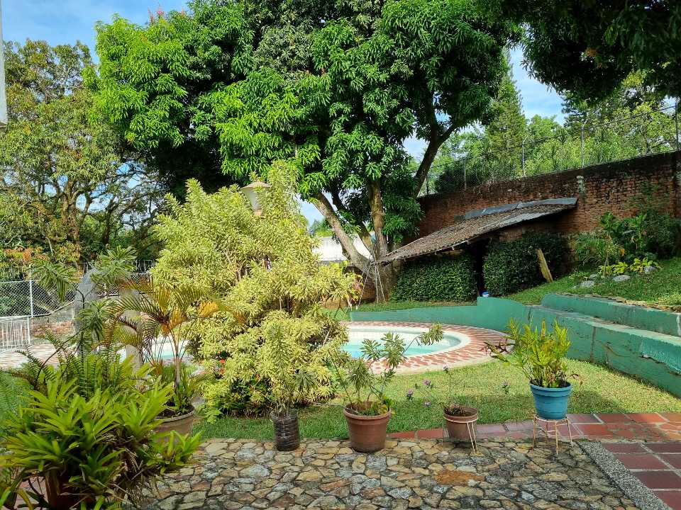 Vendo casa en ciudad jardín Cali W6853620 ISA