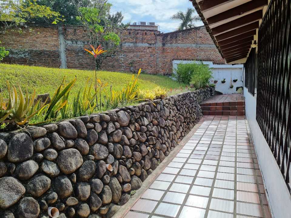 Vendo casa en ciudad jardín Cali W6853620 ISA