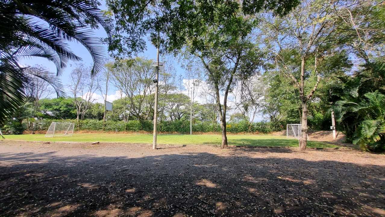 Venta de lotes campestres en condominio Guacari W8409730-ISA