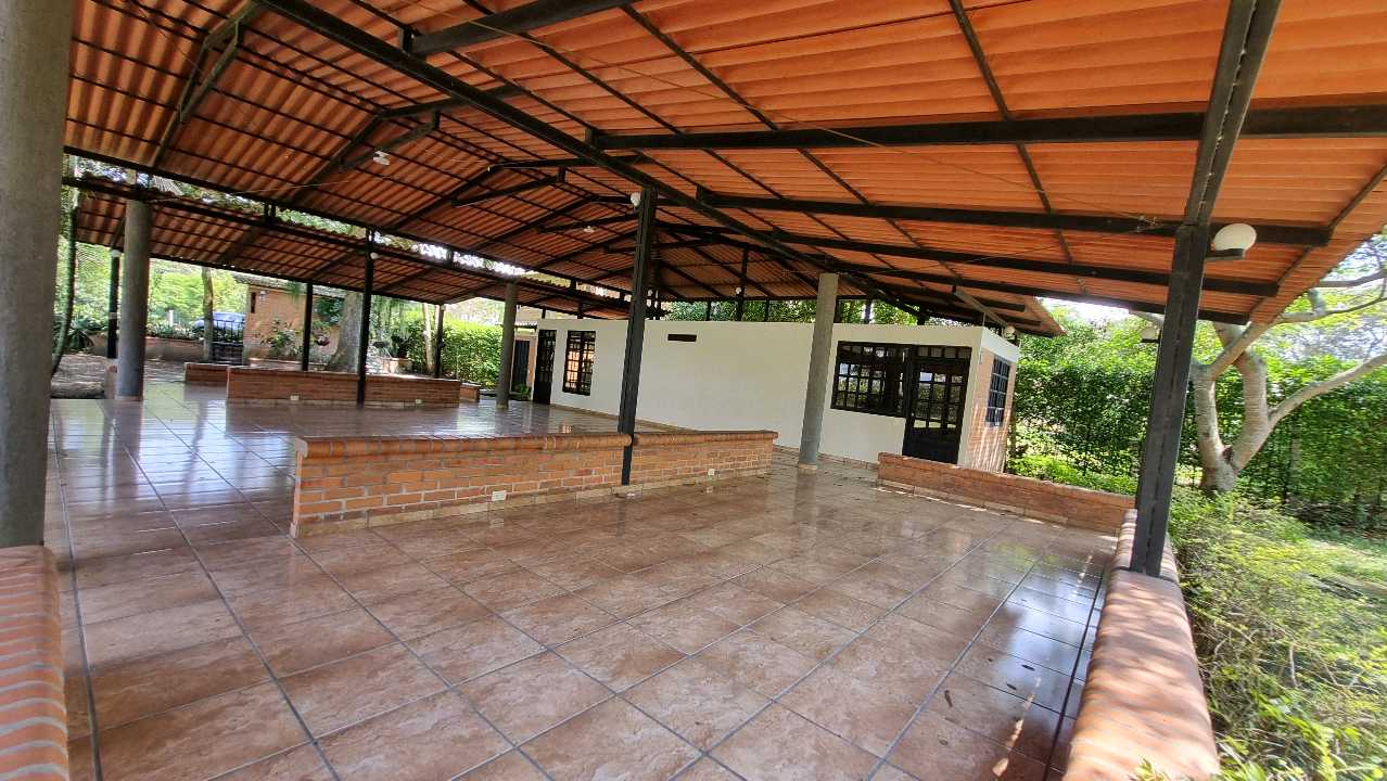 Venta de lotes campestres en condominio Guacari W8409730-ISA