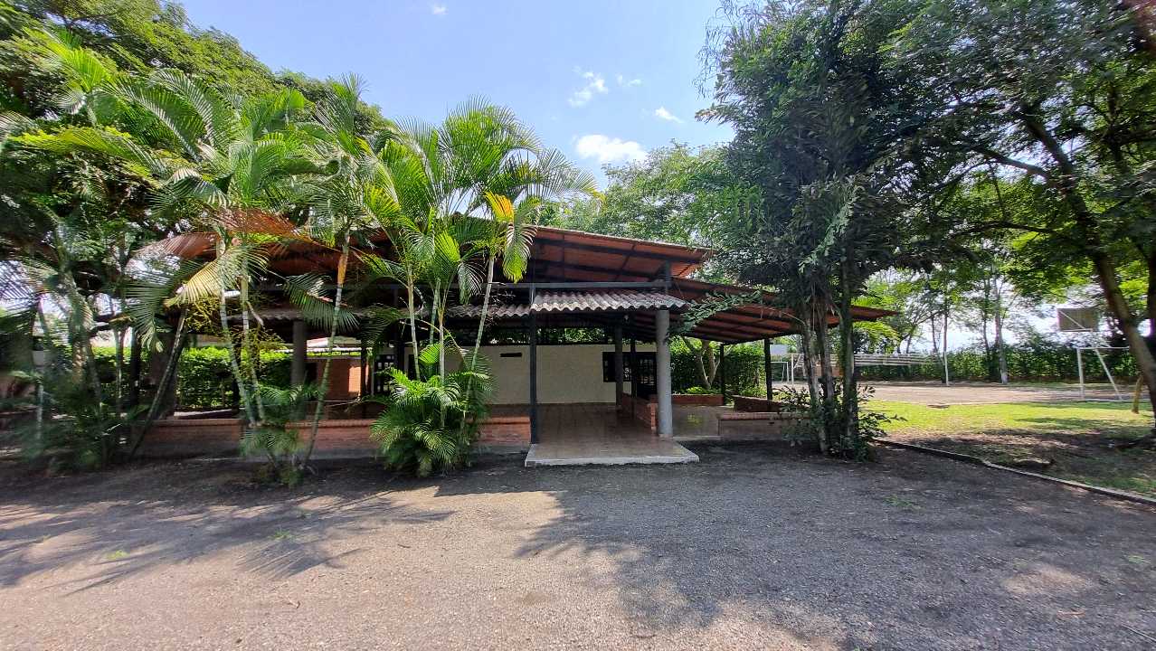 Venta de lotes campestres en condominio Guacari W8409730-ISA