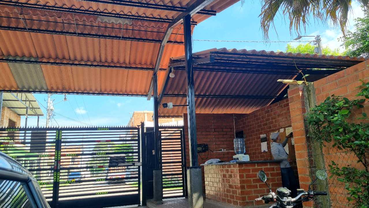 Venta de lotes campestres en condominio Guacari W8409730-ISA