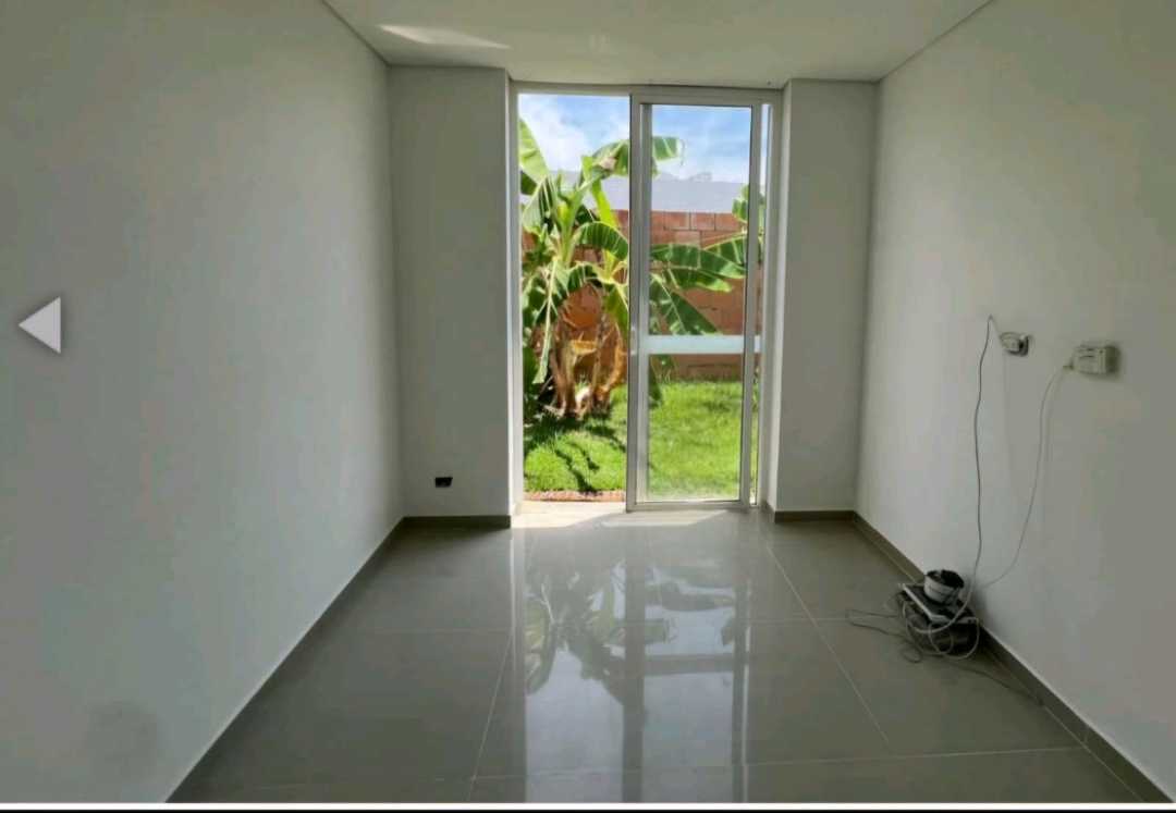 Venta casa el castillo Jamundí 4 habitaciones 350m2 CW8572913 AI