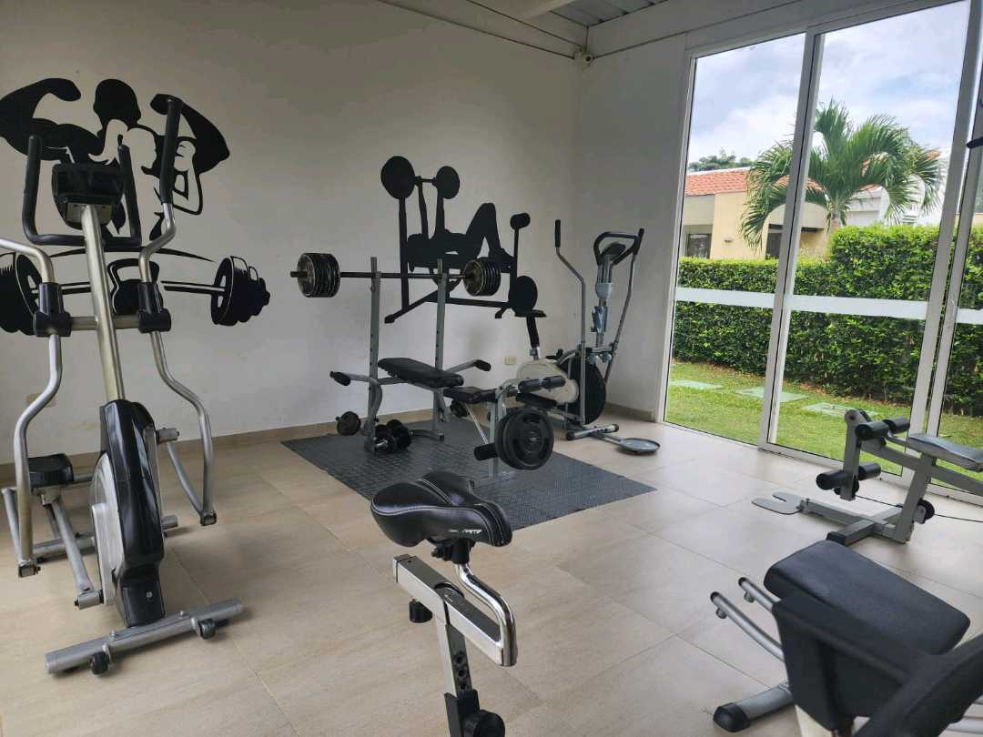 Venta casa el castillo Jamundí 4 habitaciones 350m2 CW8572913 AI